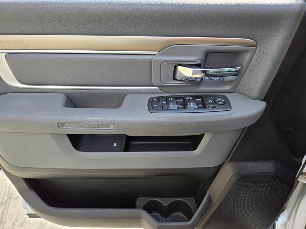 Used 2019 RAM 1500 Big Horn RWD image 21