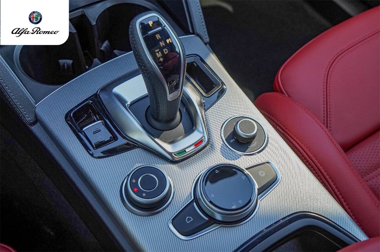 New 2025 Alfa Romeo Stelvio Sprint w/ Veloce Package image 16
