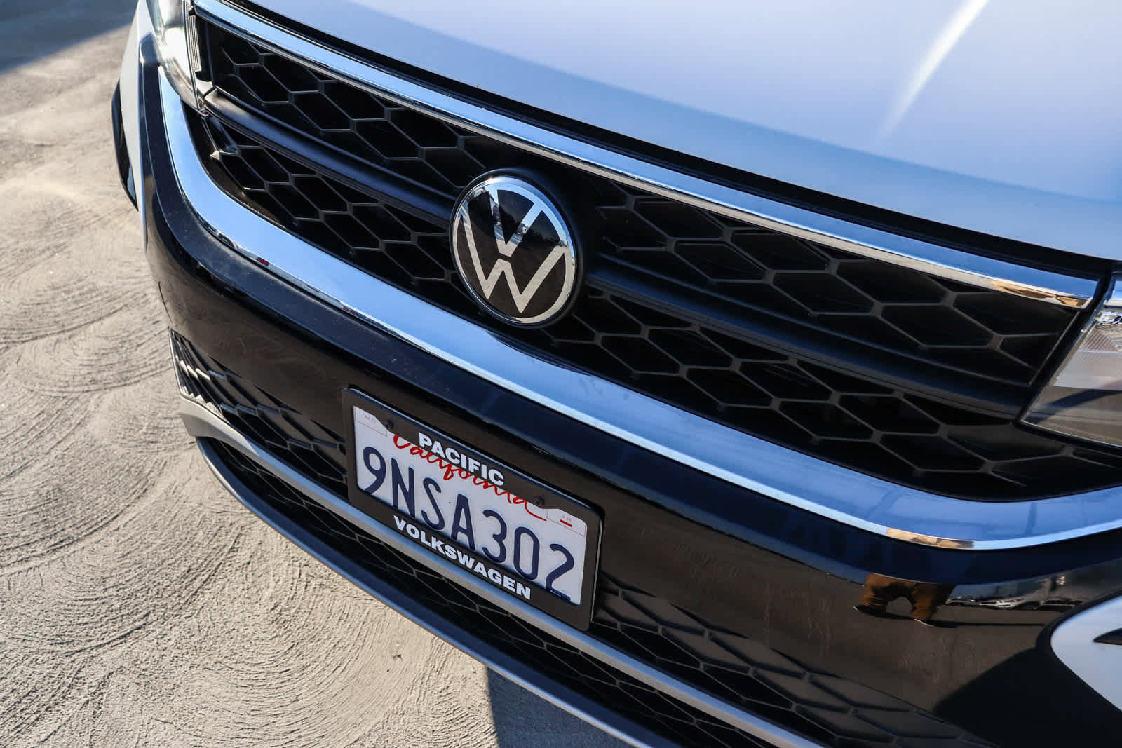 Used 2023 Volkswagen Taos SE image 5