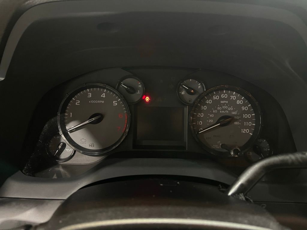 Used 2015 Toyota Tundra SR image 10