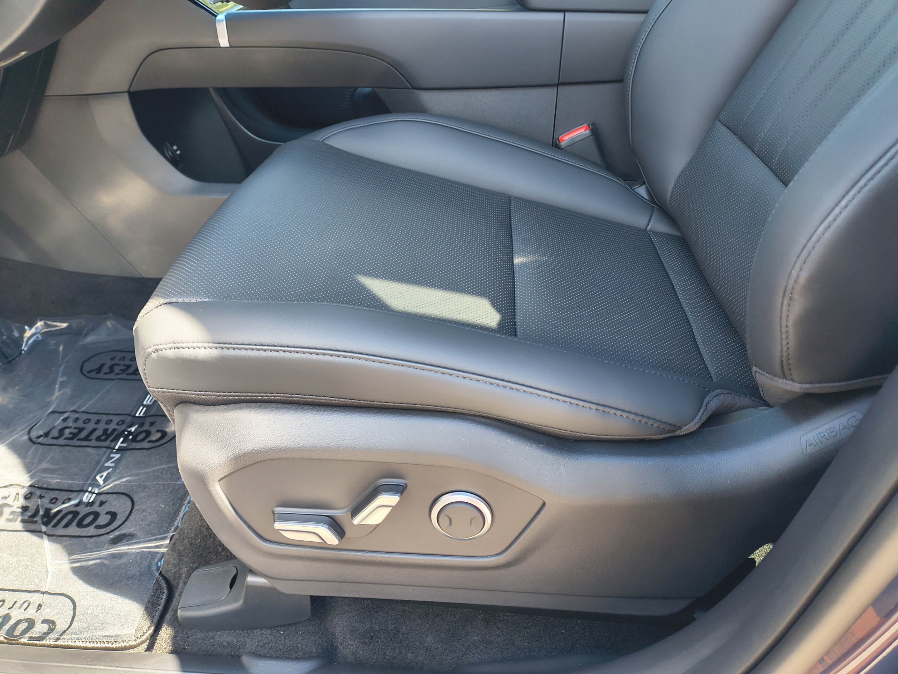 New 2027 Hyundai Santa Fe SEL FWD image 22
