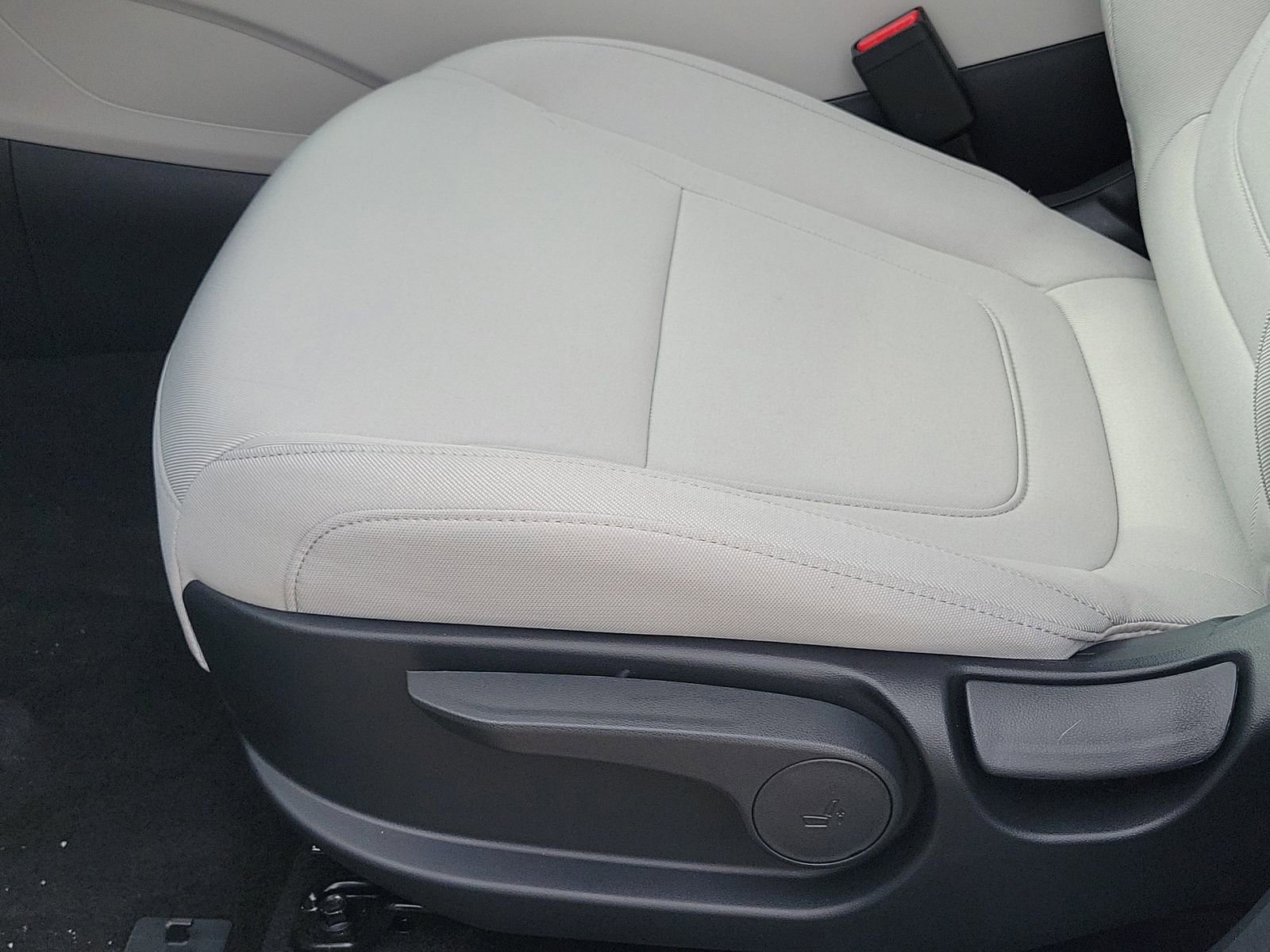 New 2026 Hyundai Tucson SE image 16