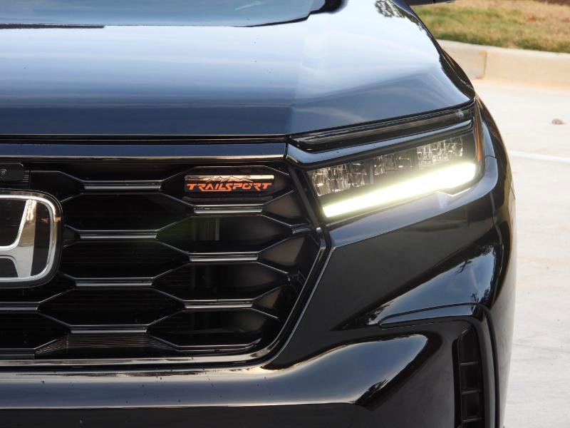 Used 2025 Honda Pilot TrailSport image 35