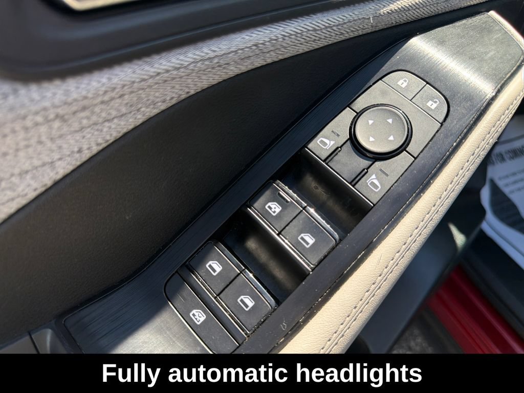 Used 2023 Nissan Rogue SV AWD/4WD image 14