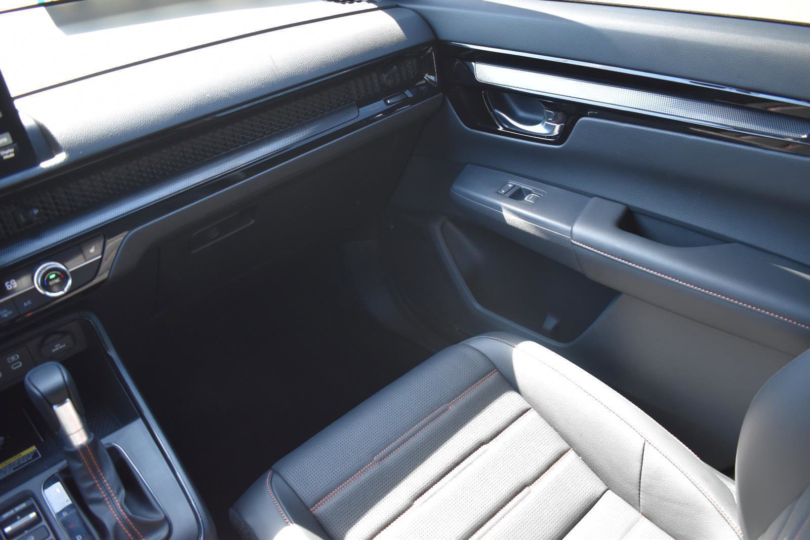 Used 2025 Honda CR-V Sport Touring image 24