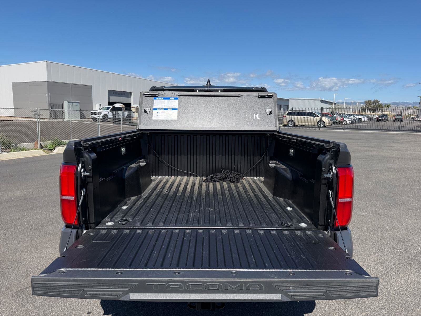 Certified 2025 Toyota Tacoma SR5 AWD/4WD image 23