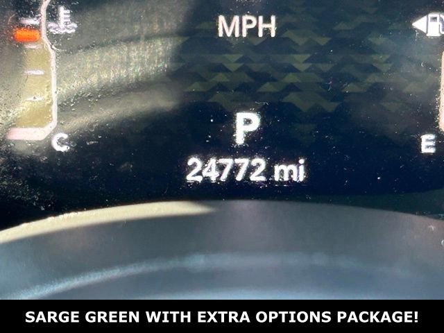 Used 2023 Jeep Gladiator Willys image 19