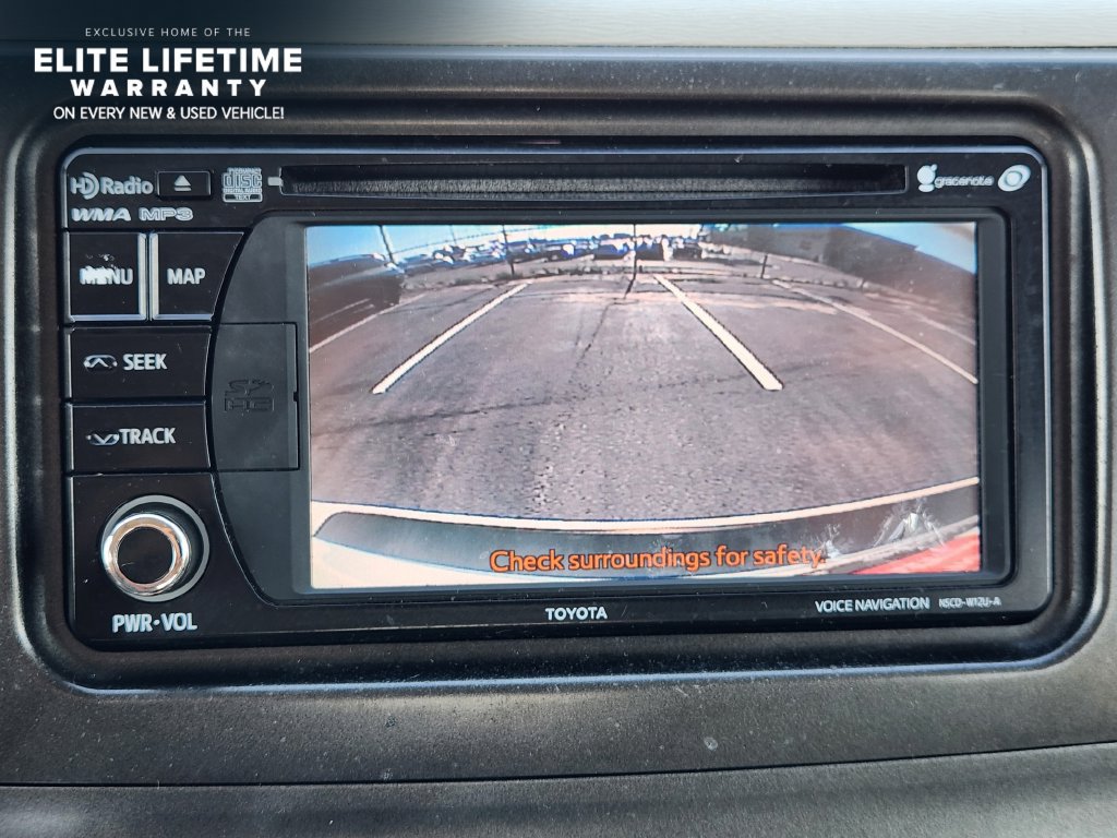 Used 2014 Toyota Sienna XLE FWD image 17