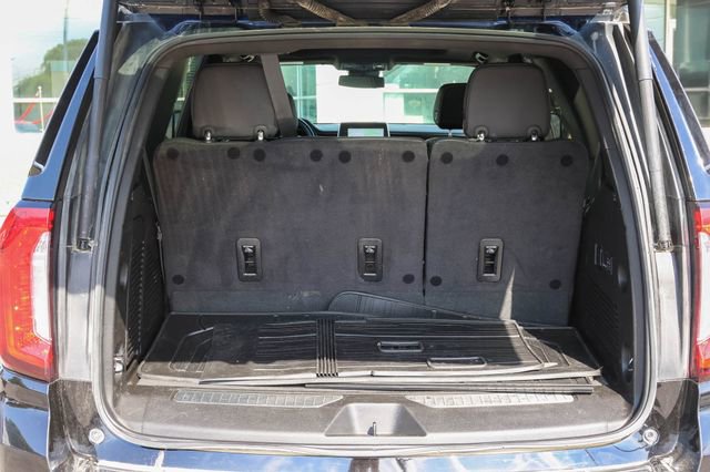 Used 2024 GMC Yukon AT4 w/ LPO, Floor Liner Package AWD/4WD image 6