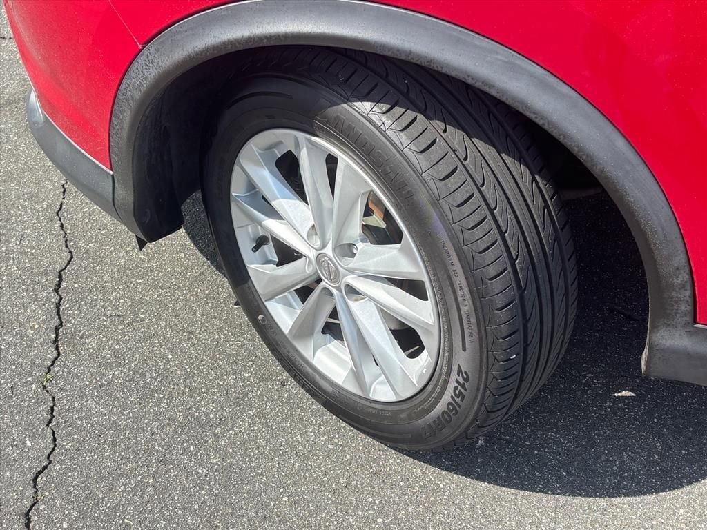 Used 2018 Nissan Rogue Sport SV w/ SV Technology Package image 27