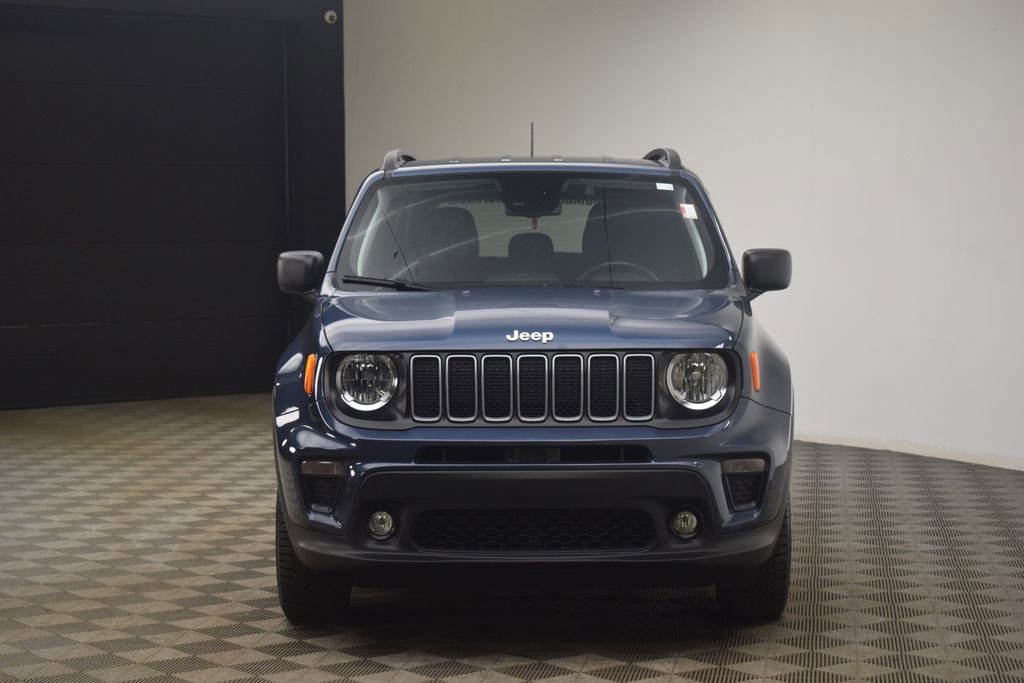 Certified 2022 Jeep Renegade Latitude w/ Convenience Group AWD/4WD image 19