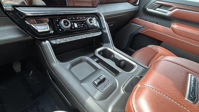 Used 2024 GMC Sierra 2500 Denali Ultimate image 14