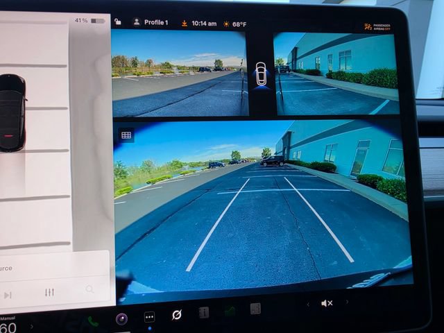 Used 2025 Tesla Model Y Long Range AWD/4WD image 57