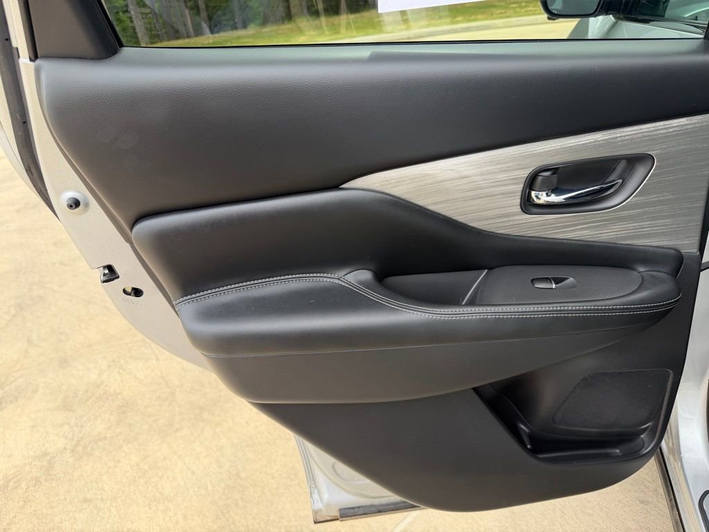 Used 2016 Nissan Murano Platinum w/ Platinum Technology Package image 15