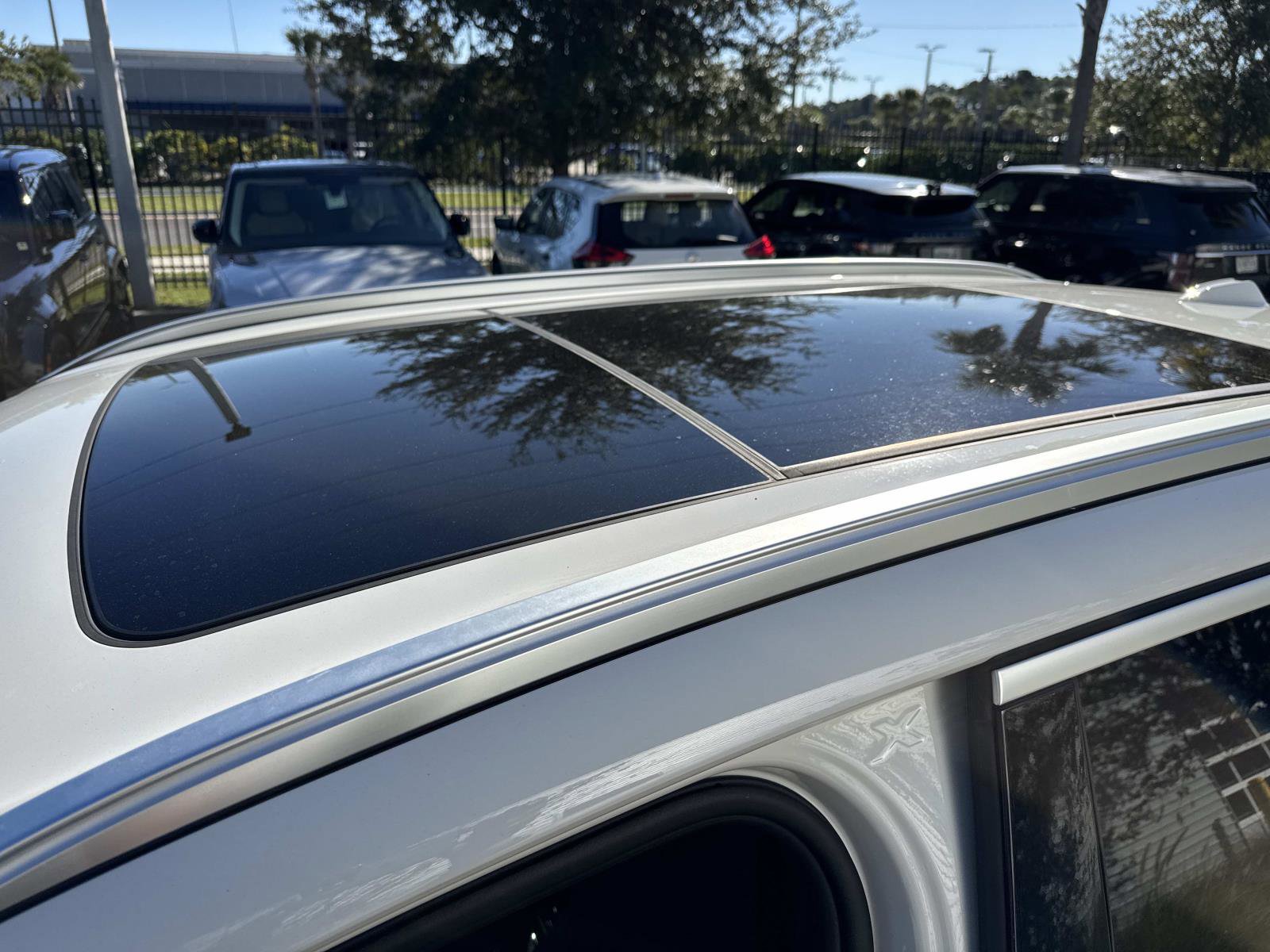 Used 2024 BMW X5 xDrive50e image 34