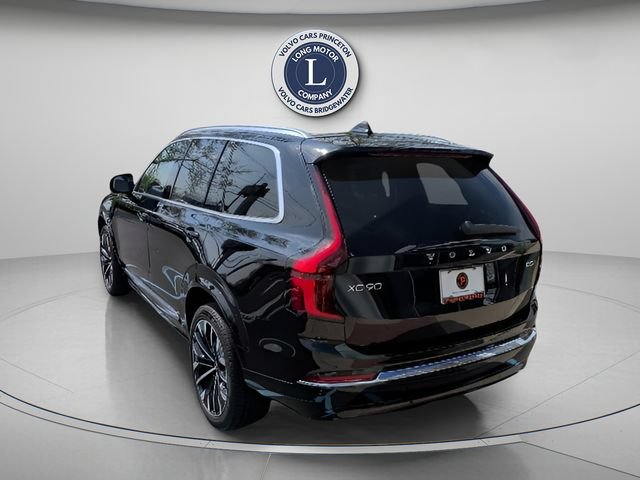 Certified 2025 Volvo XC90 B5 Plus AWD/4WD image 2