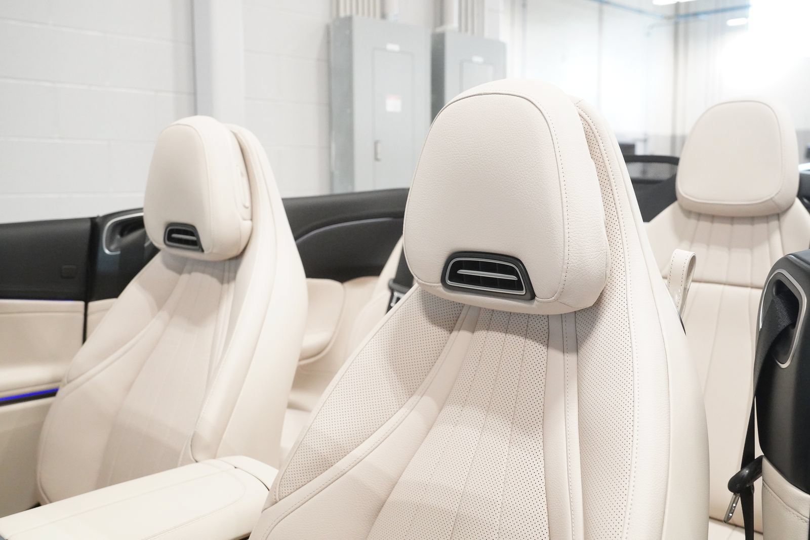 New 2027 Mercedes-Benz CLE 450 4MATIC Cabriolet image 18