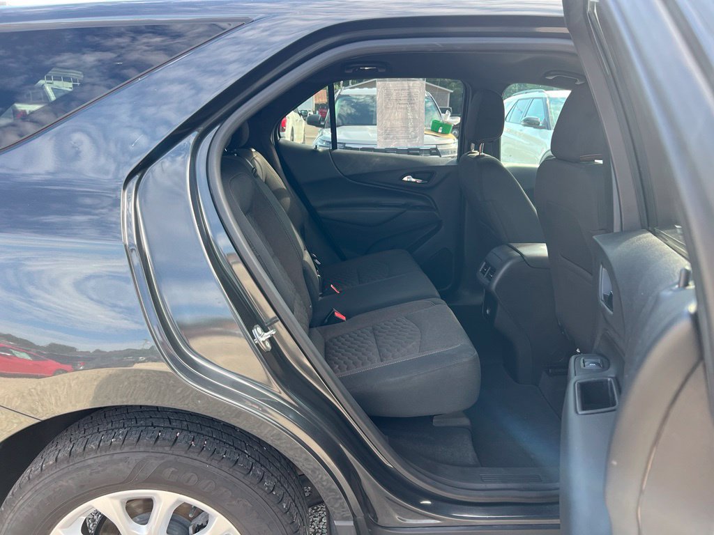 Used 2018 Chevrolet Equinox LT FWD image 19