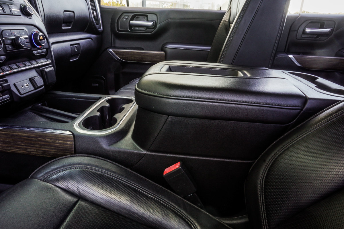 Used 2021 Chevrolet Silverado 1500 High Country w/ Technology Package AWD/4WD image 21