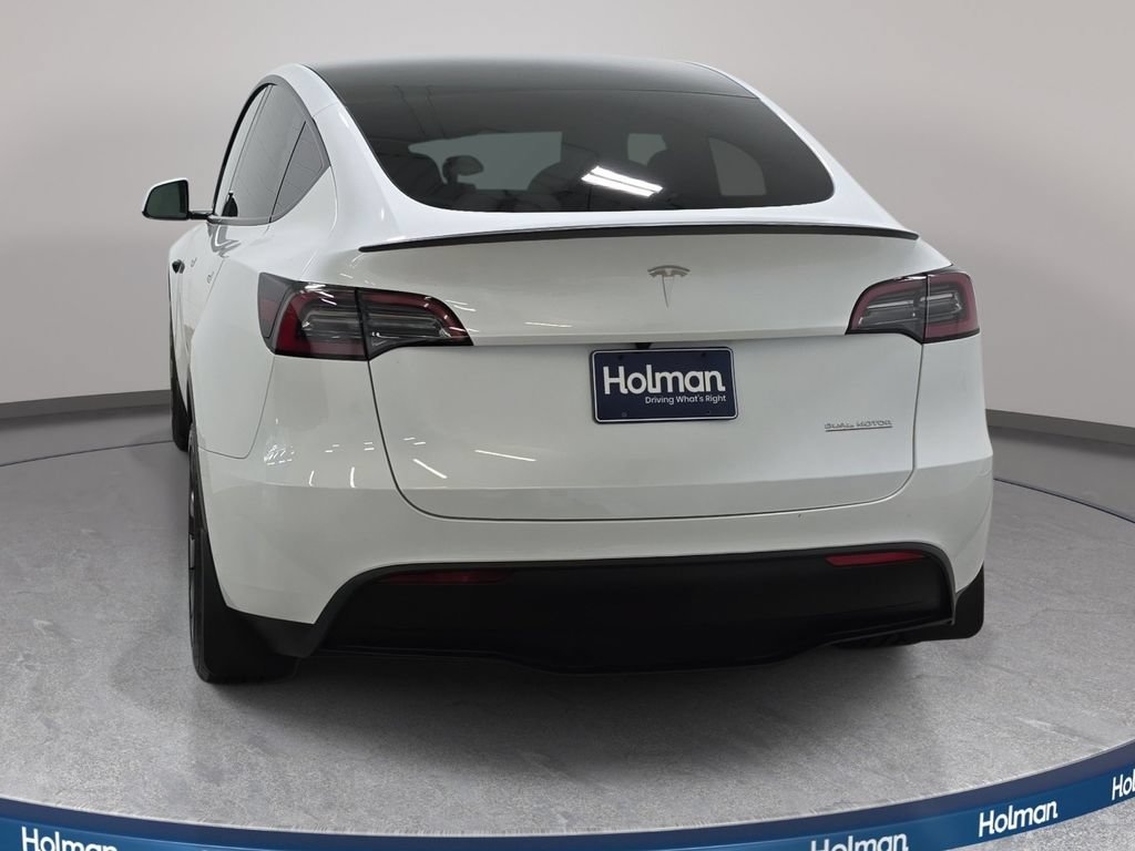 Used 2024 Tesla Model Y Performance AWD/4WD image 7