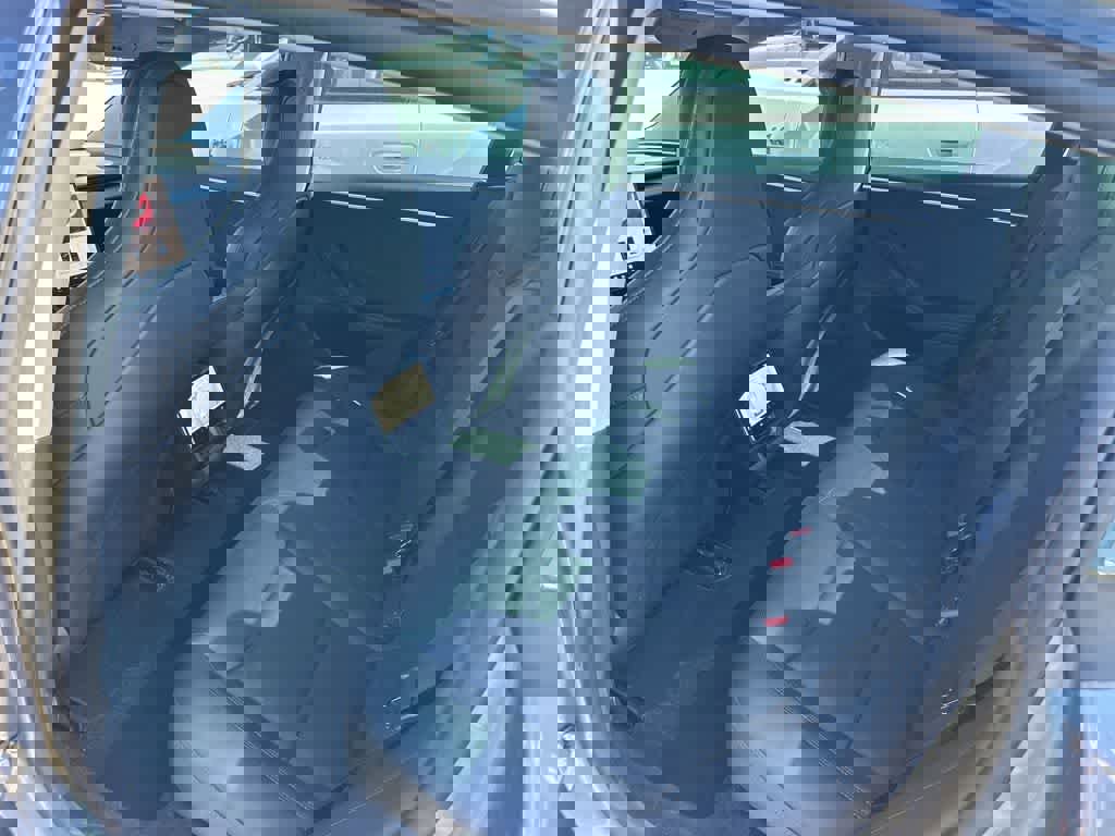 Used 2024 Tesla Model 3 Performance image 7