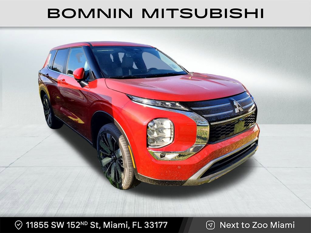 New 2025 Mitsubishi Outlander SE image 1