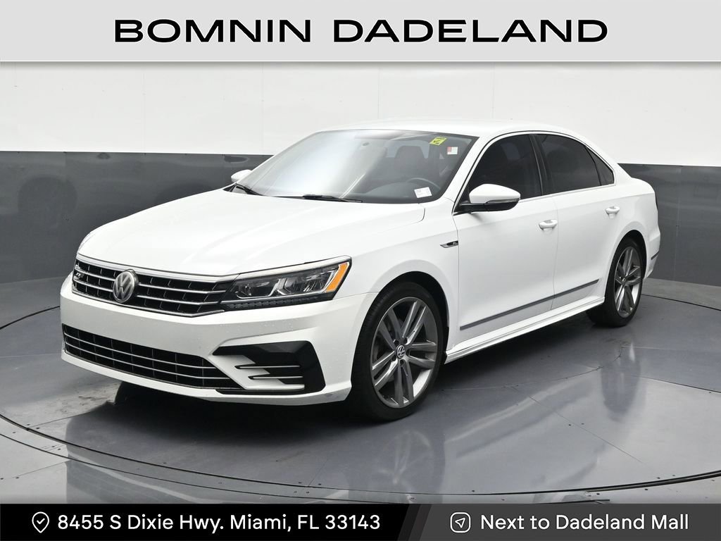 Used 2017 Volkswagen Passat 1.8T R-Line w/ R-Line Lighting Package FWD image 1