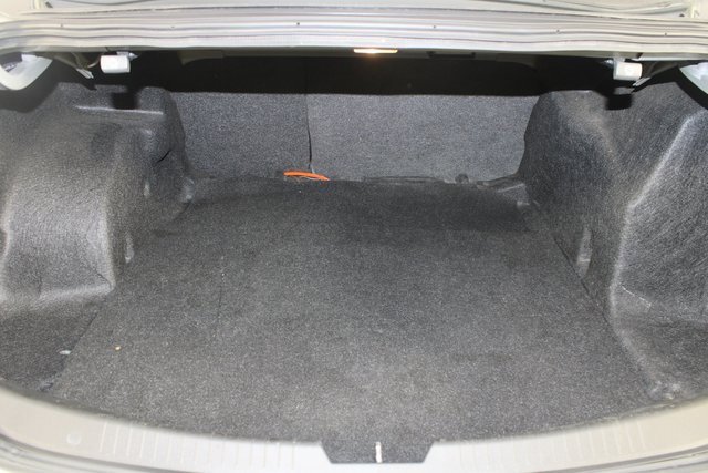 Used 2022 Chevrolet Malibu LT image 17