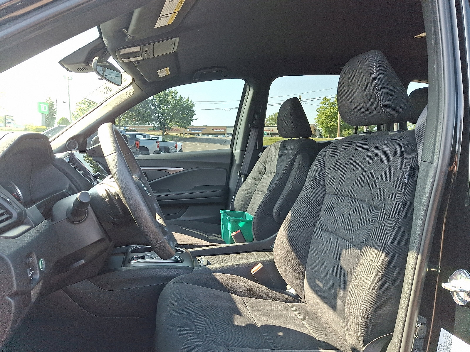 Used 2022 Honda Pilot Sport image 13