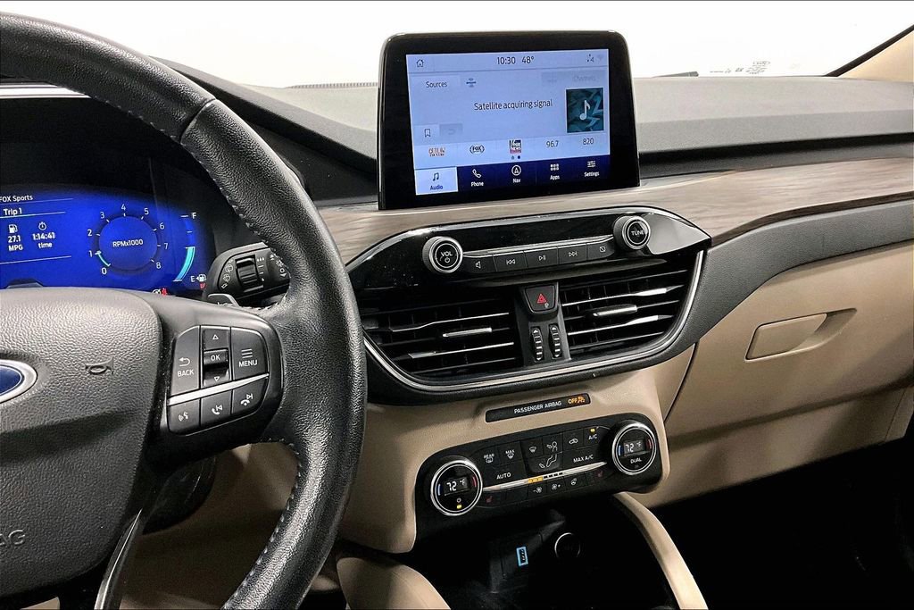 Used 2020 Ford Escape Titanium image 8