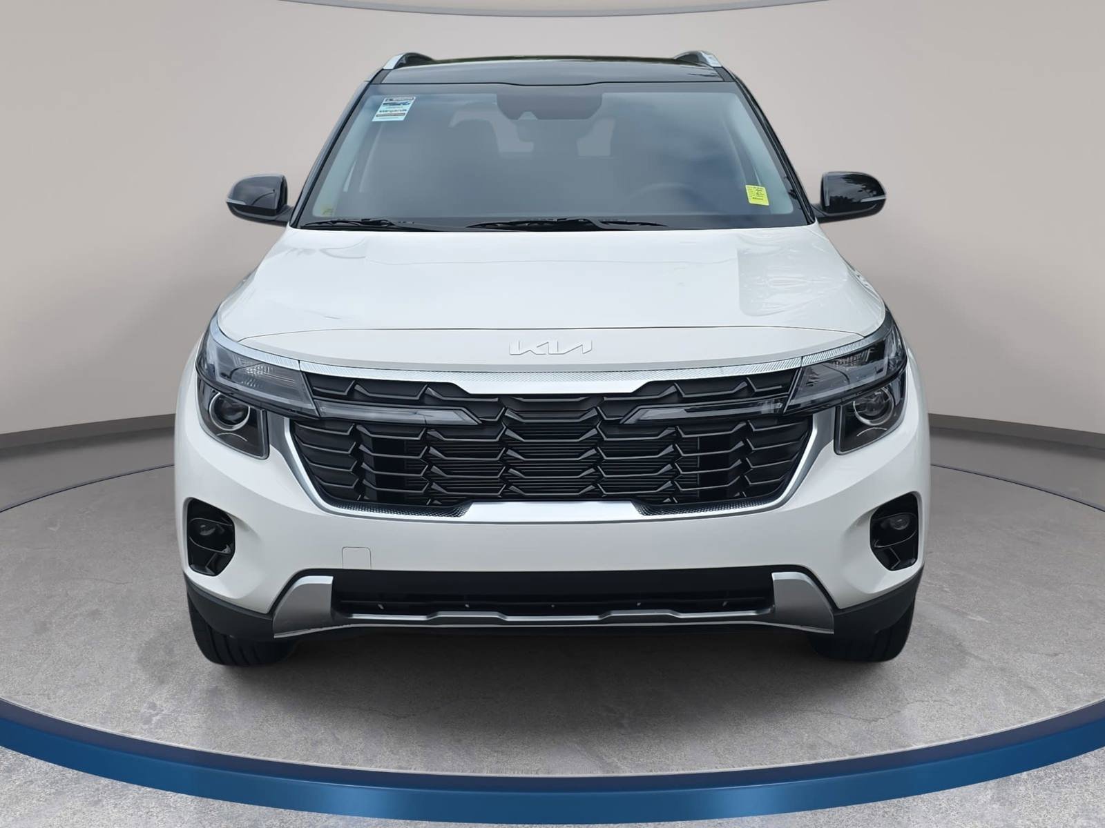New 2026 Kia Seltos S FWD image 2