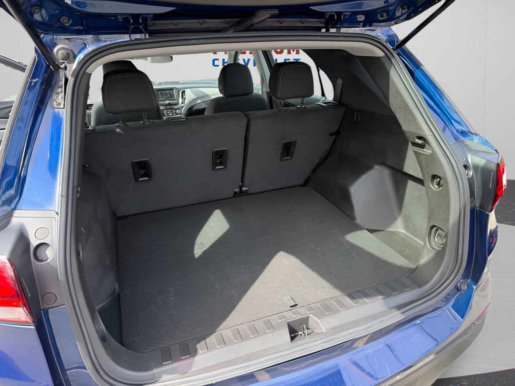 Used 2023 Chevrolet Equinox LS w/ Driver Confidence II Package AWD/4WD image 30