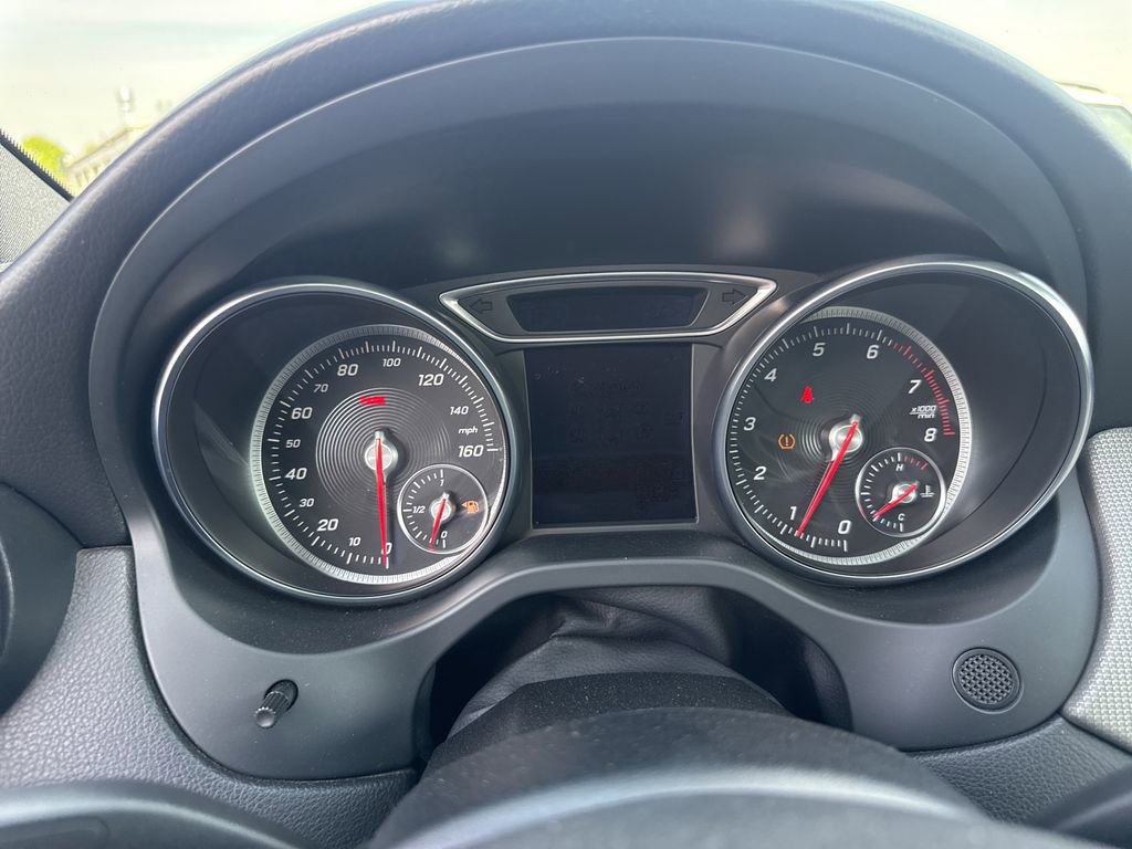 Used 2019 Mercedes-Benz CLA 250 4MATIC image 23