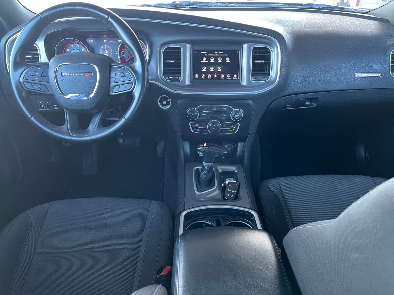 Used 2022 Dodge Charger SXT image 33