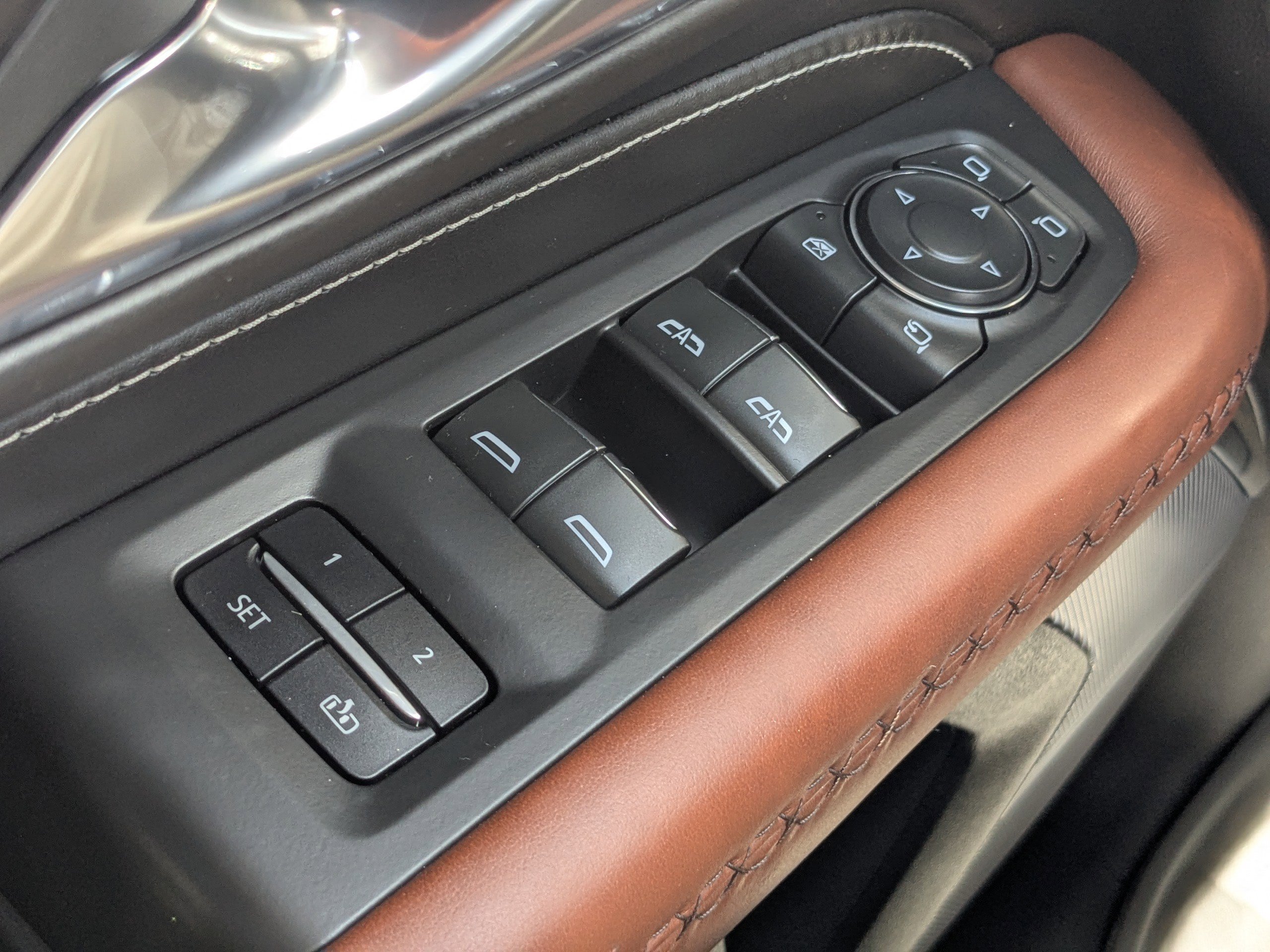 Used 2023 GMC Yukon XL Denali Ultimate image 28