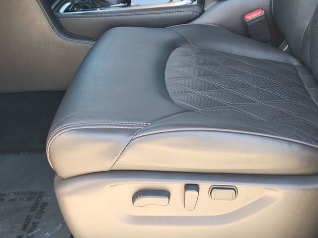 Used 2023 Nissan Armada Platinum w/ Captain's Chairs Package image 25