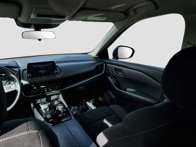 Used 2024 Nissan Rogue S FWD image 21