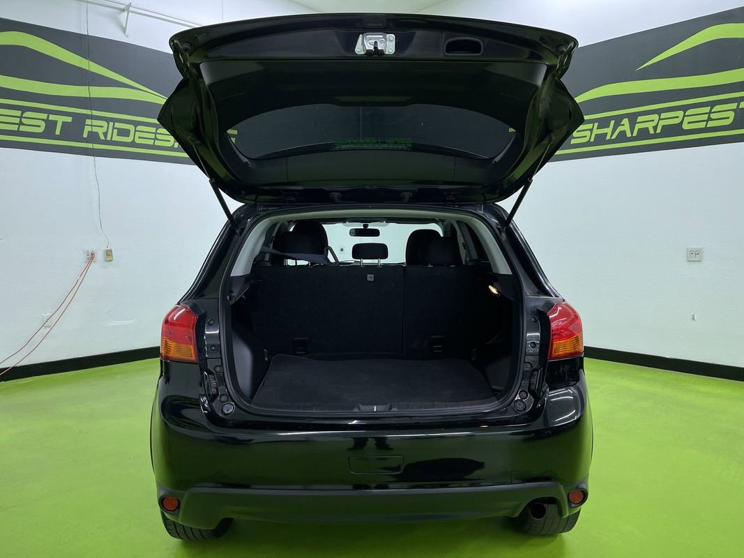 Used 2017 Mitsubishi Outlander Sport SE image 9