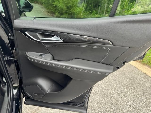 Used 2021 Buick Envision Essence w/ Sport Touring Package FWD image 15