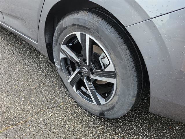 Used 2025 Nissan Sentra SV FWD image 26