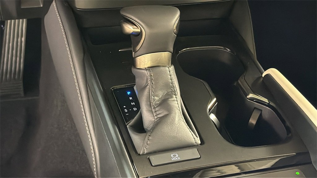 Certified 2025 Lexus ES 350 Ultra Luxury w/ Accessory Package (Z2) image 21