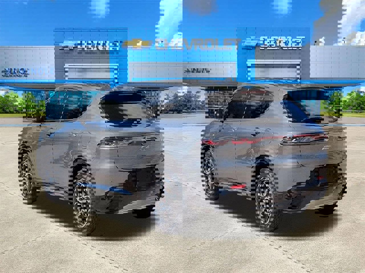 Used 2024 Alfa Romeo Tonale Ti w/ Premium Interior Package image 3