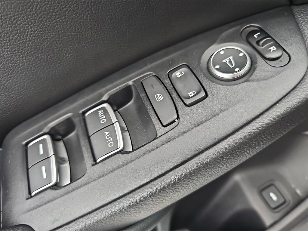 Used 2019 Honda Accord EX-L image 31