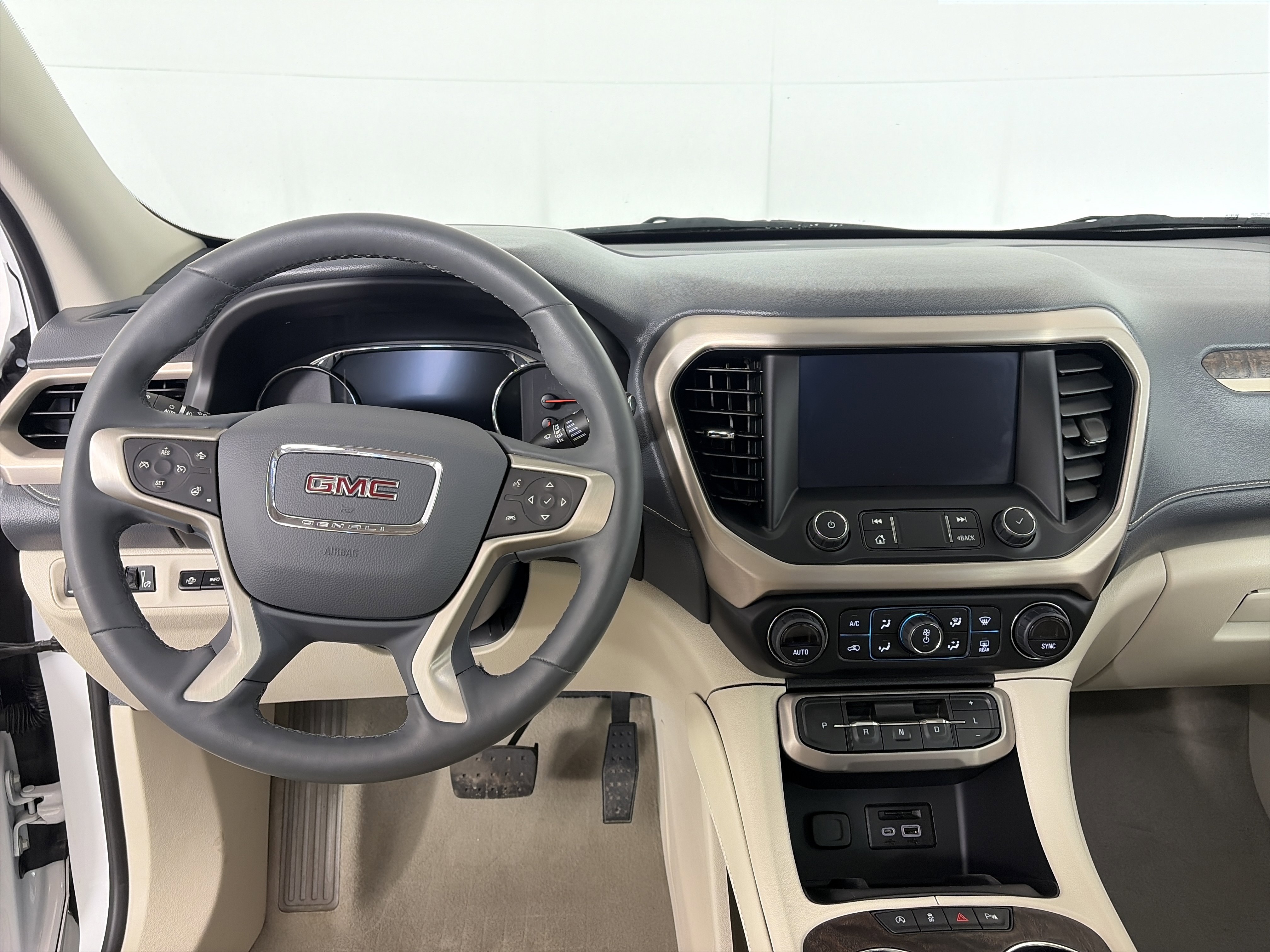 Certified 2023 GMC Acadia Denali image 7
