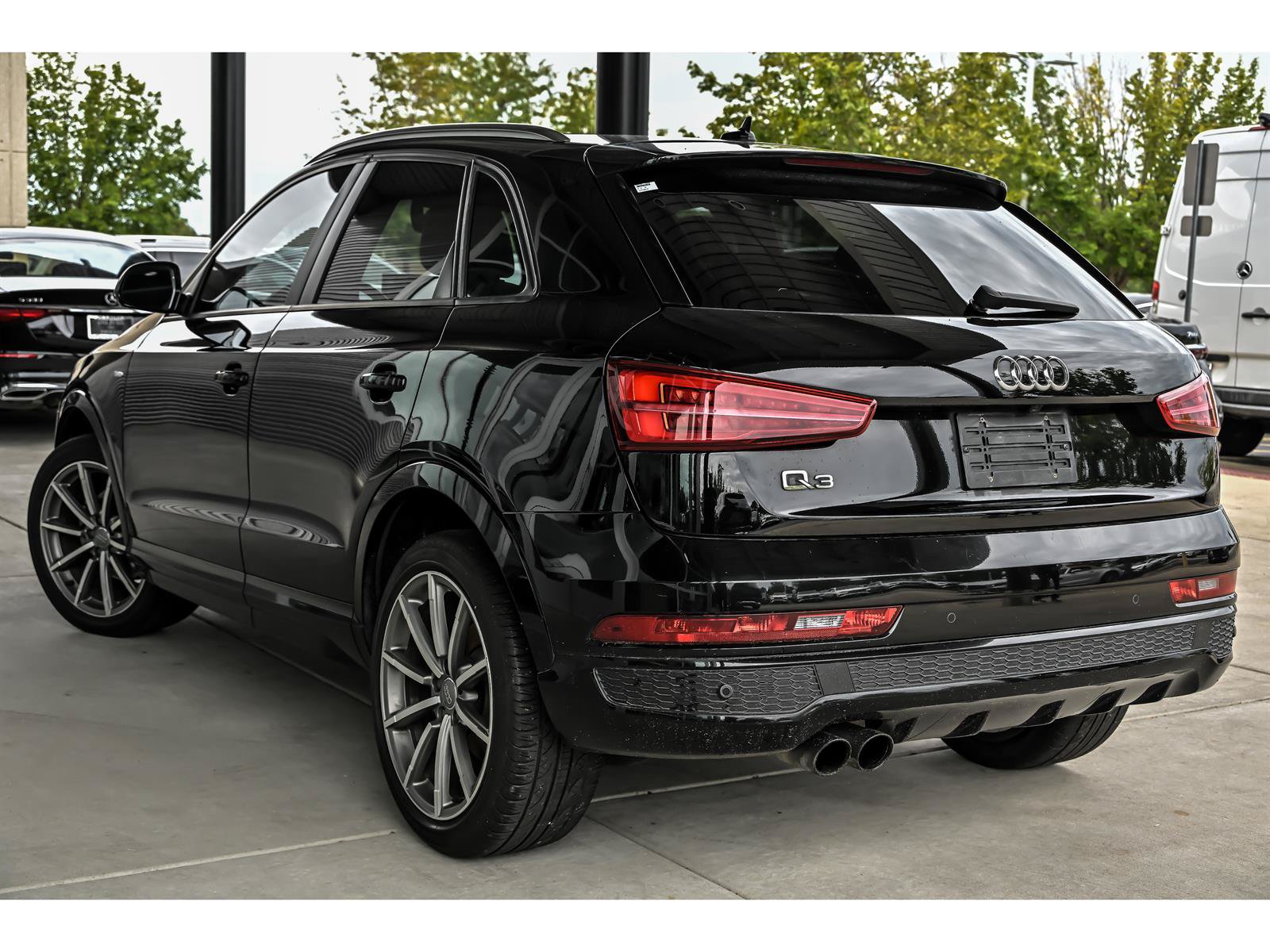Used 2018 Audi Q3 2.0T Premium FWD image 4