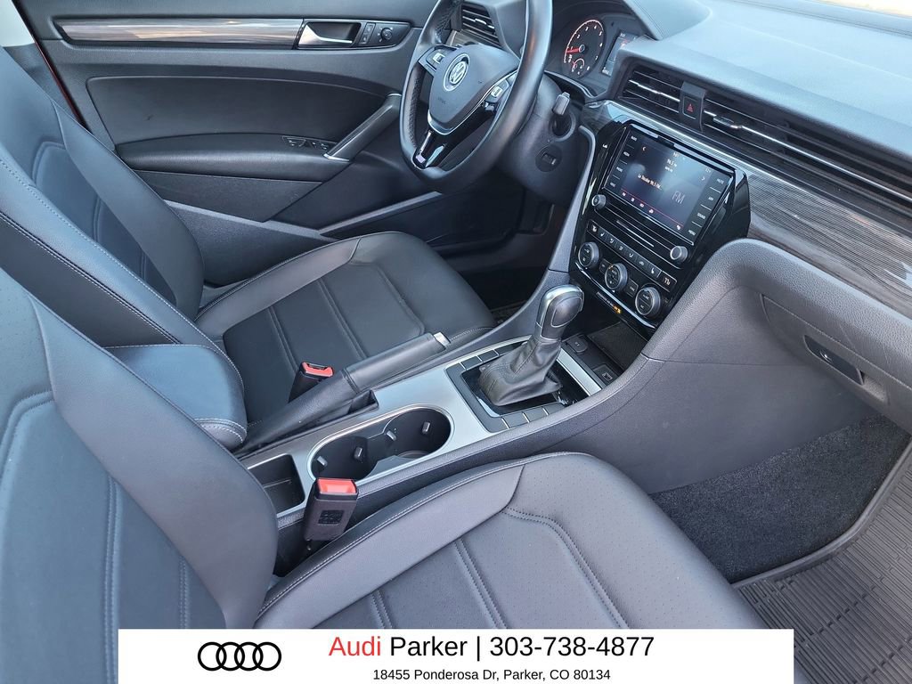 Used 2020 Volkswagen Passat 2.0T R-Line FWD image 12