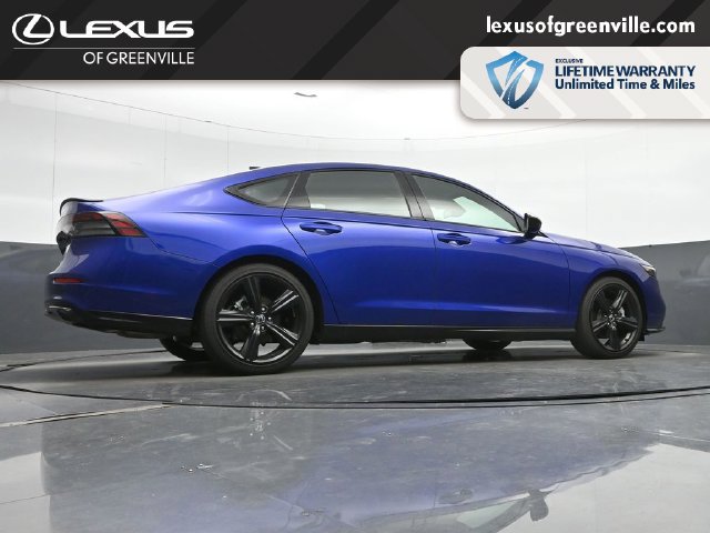 Used 2024 Honda Accord Sport image 38