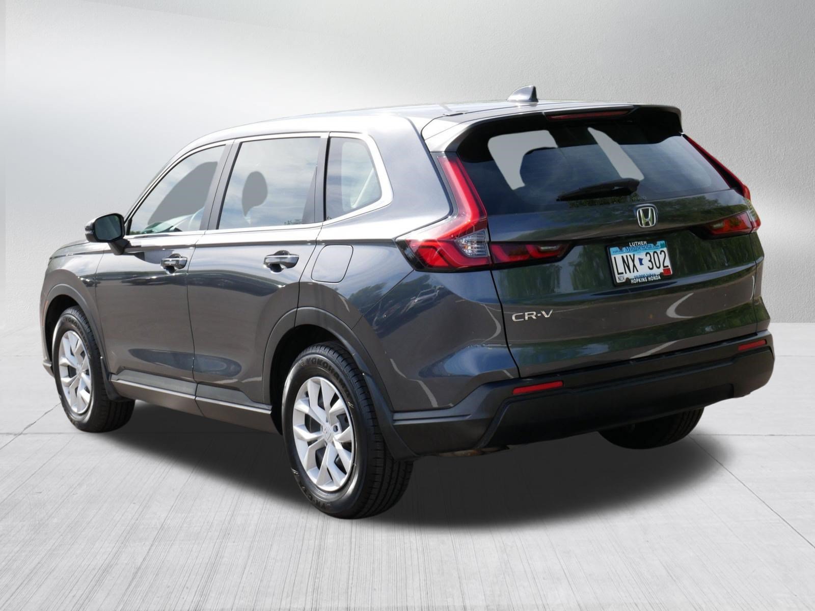 Used 2024 Honda CR-V LX image 5