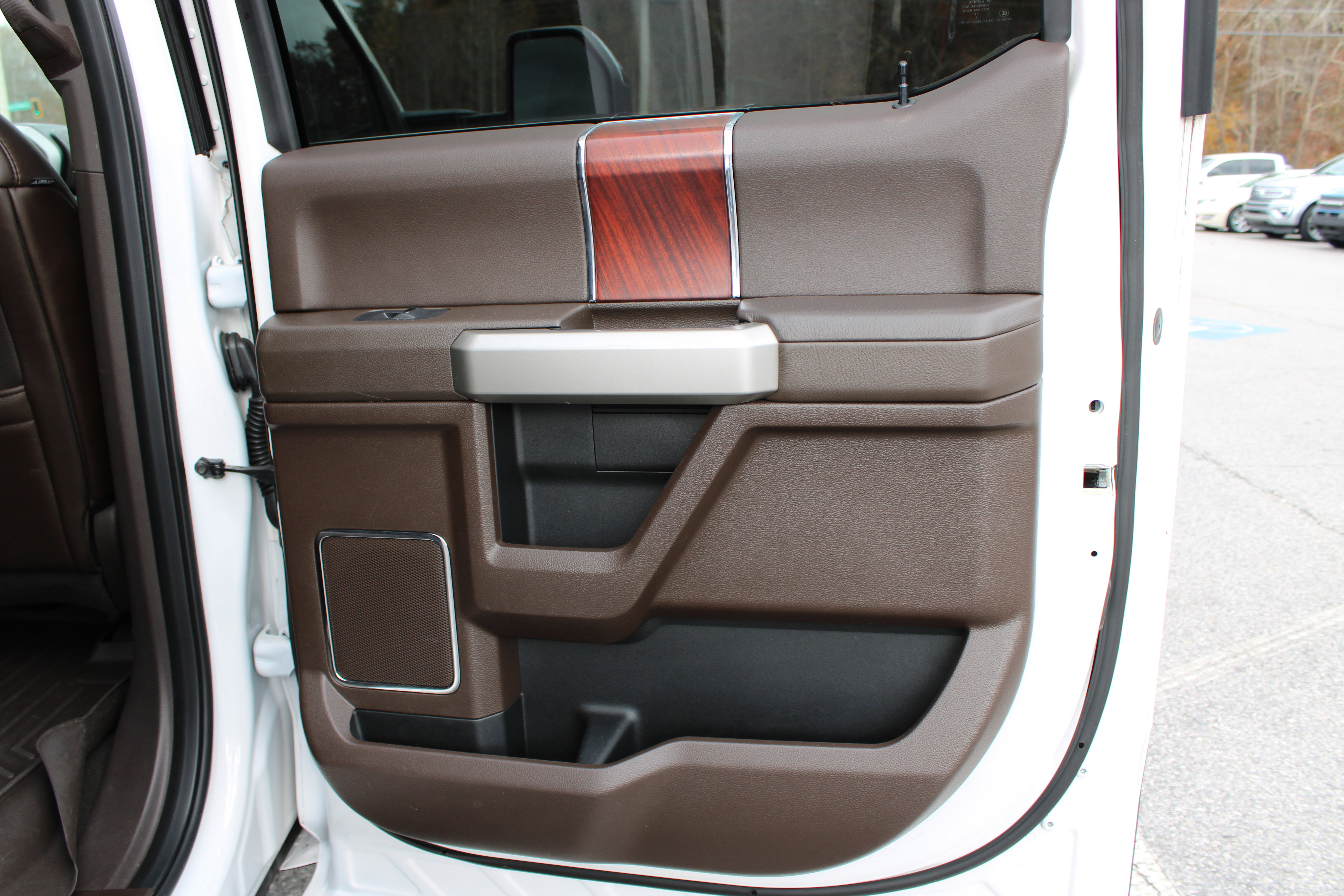 Used 2017 Ford F250 King Ranch w/ King Ranch Ultimate Package image 16