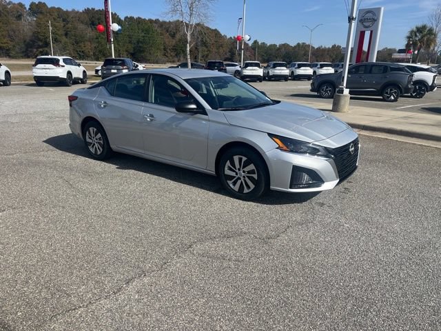 New 2025 Nissan Altima 2.5 S